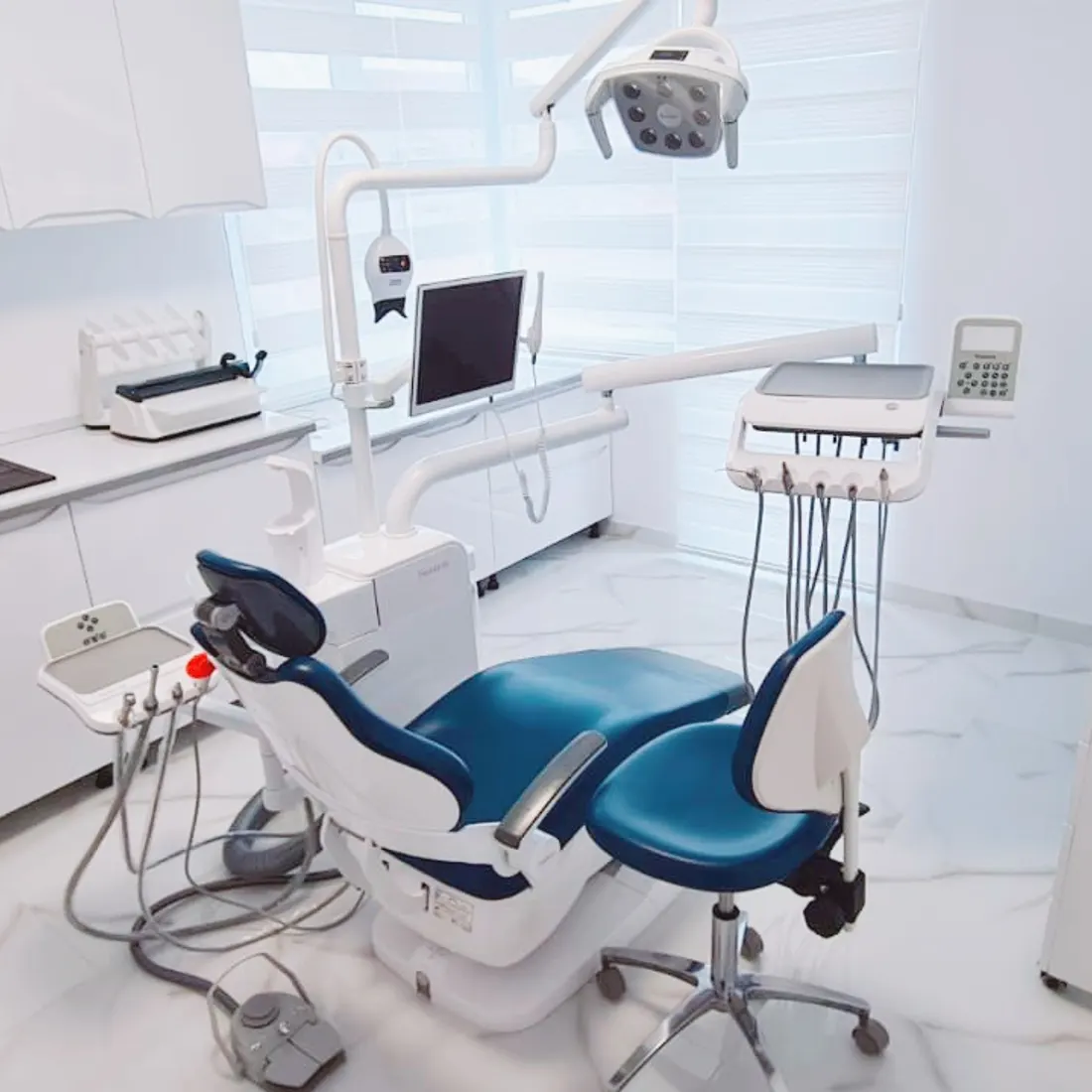 Cabinet stomatologic, unit dentar